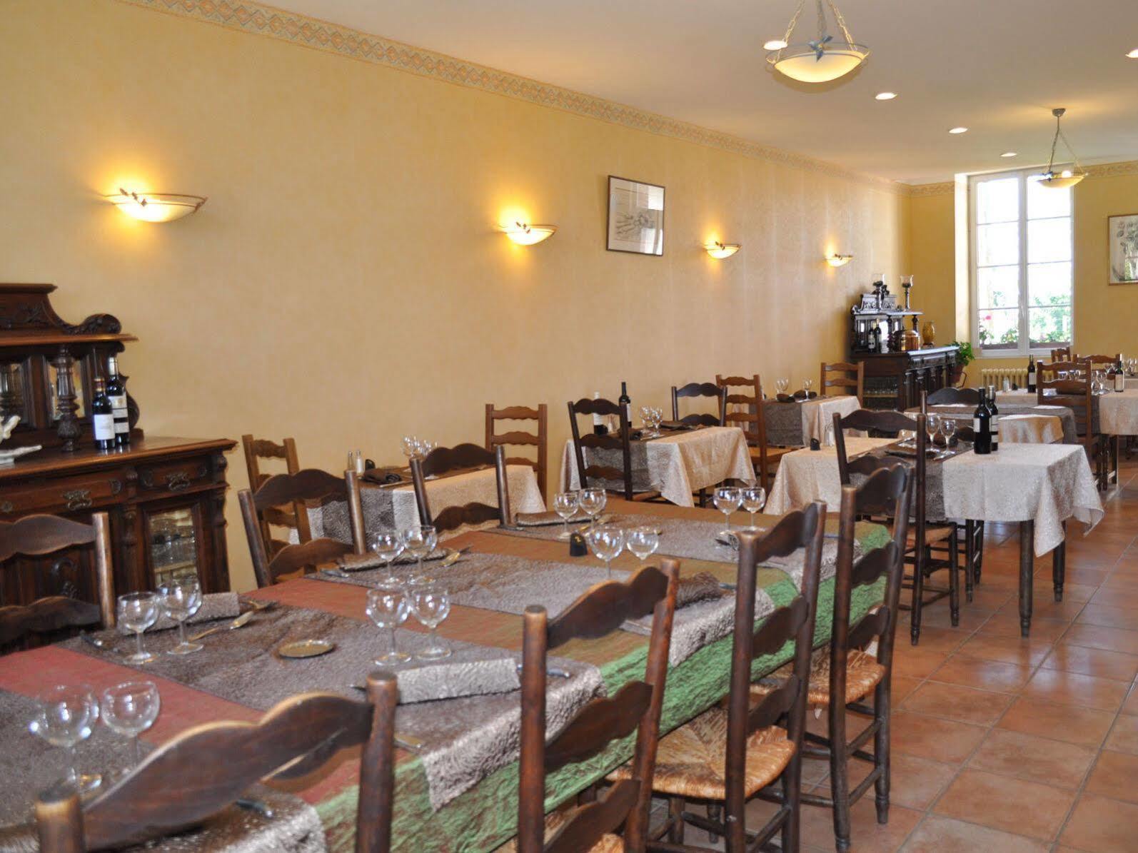 Aube Nouvelle Hotel Durfort-Lacapelette Exterior photo